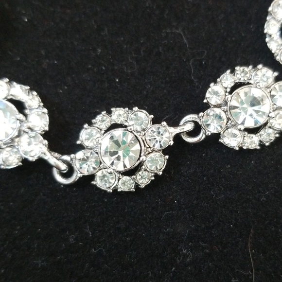 Statement bracelet bridal collection Chloe and Isabel faux diamond detail - Picture 2 of 3